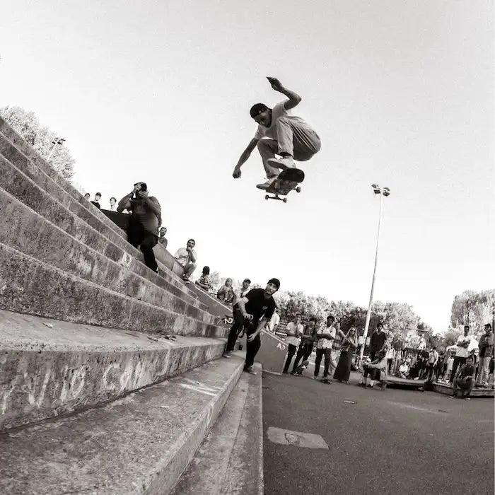 Dorian Charmey beim Skateboarding – Team Rider von MECOS BOARDS