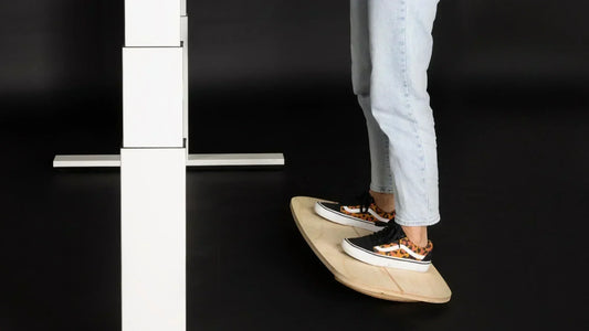 MECOS BOARDS Motion Rocker am Stehpult – aktives Stehen