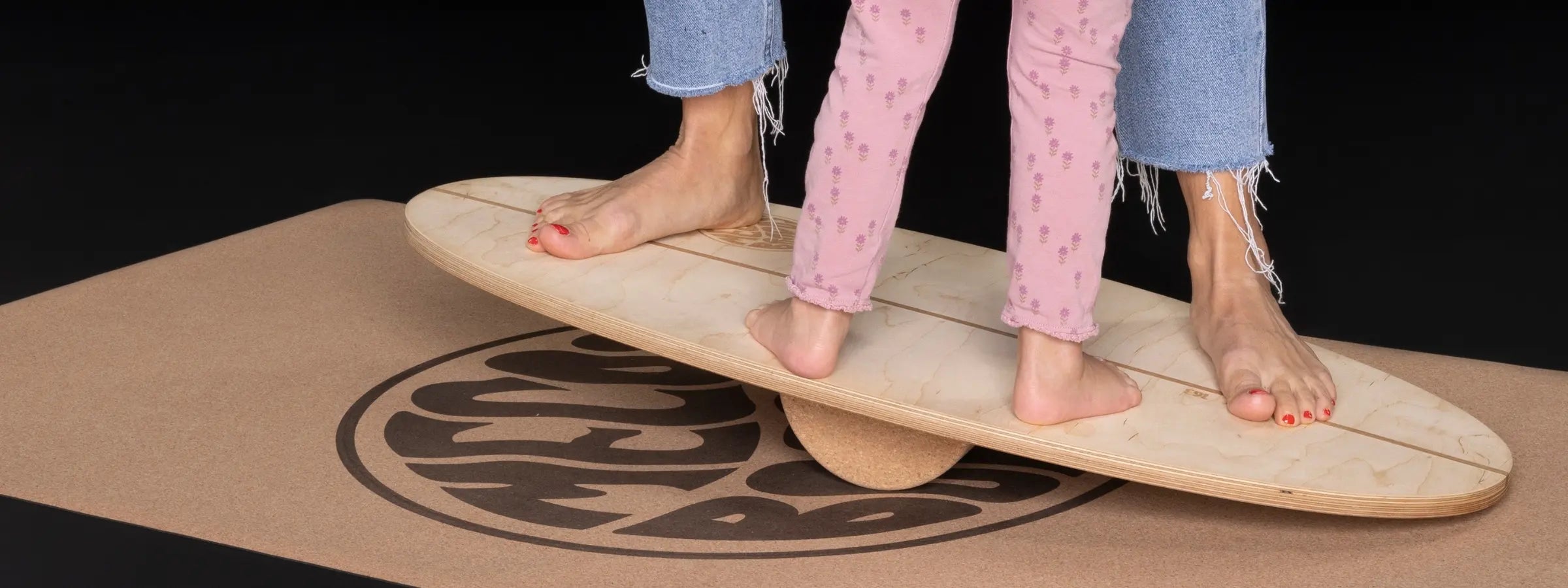 Balance Board Sets & Bundles von MECOS BOARDS – Komplett-Pakete mit Board, Korkmatte und Ständer, Swiss Made