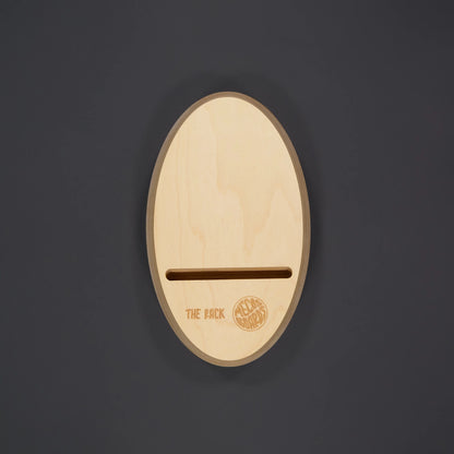 MECOS BOARDS THE RACK Balance Board Ständer – Frontansicht, Zero Waste Birkenholz Swiss Made